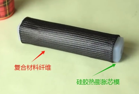 定制化時代如何選擇碳纖維復合材料成型工藝中用的硅橡膠？